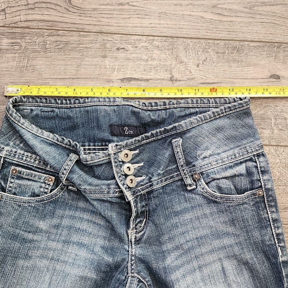 Zco. Women's Jeans Triple Button Size 7 Blue Denim - Picture 4 of 12